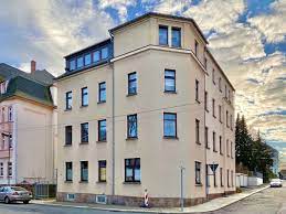 Ihre neue wohnung hat ein sehr geräumiges und helles wohnzimmer mit nach süden ausgerichtetem balkon. 4 Zimmer Wohnung Zu Vermieten 09212 Limbach Oberfrohna Weststr 37 Mapio Net