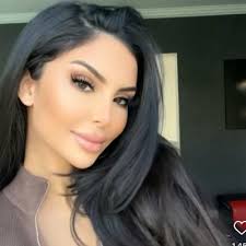 Sonia Harb (@soni_spumoni)