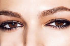 En este video les traigo un remedio casero y súper fácil con ingredientes naturales para hacer crecer las cejas y tener las cejas mucho más. Cejas 15 Problemas 15 Soluciones Telva Com