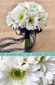 Gerbera daisy and roses bouquet. Ivory Daisy Bridal Bouquet Artificial Wedding Flowers Silk Wedding Bouquets Centerpieces Decorations 18 Stems Daisy Bridal Bouquet Artificial Flowers Wedding Gerbera Bridal Bouquet