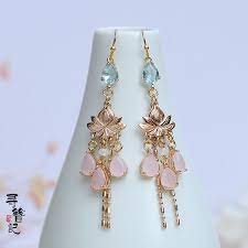 耳飾り1ペア 手作り イヤリング ピアス 天然石 フックピアス 服手作り オリジナル ハンドメイド 華奢 ロングピアス彼女 プレゼント デート 小物 母の日 ギフト 耳飾り 彼女 プレゼント ピアス 美しいジュエリー