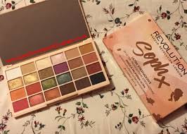 makeup revolution eyeshadow palette review