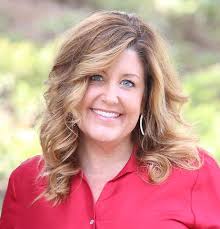 Lori Kibbe's Instagram, Twitter & Facebook