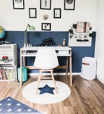 Kinderzimmer Jungen 8 Jahre Schreibtisch Stuhl Lichterblitz Stoffsack Teppiche Carpet Diy 2019 Kinderzimmer Junge Kinder Zimmer Schreibtische Kinderzimmer
