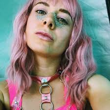 Stream Vanessa music