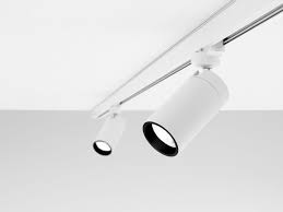 Kabellose Lampen An Einer Schiene Zum Verstellen Lampen Schienensystem Lampen Beleuchtung