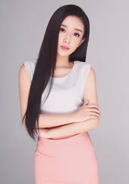 Chiung yao or qiong yao (chinese: é•·ç›¸éšéº— æ´»æ½'å¯æ„›çš„å¥³æ˜Žæ˜Ÿ é™³å¤¢ç'¤ æ¯æ—¥é ­æ¢