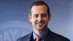 Aaron Bellinger's Instagram, Twitter & Facebook