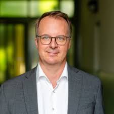 Hydropower in Tibet: a well-attended side-event yesterday at the UN Human  Rights Council, with Palmo Tenzin (International Campaign for Tibet),  Tenzin Choekyi (Tibet Watch) and Dechen Palmo (Tibet…