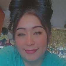 Daisy Saenz's Instagram, Twitter & Facebook