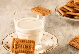 Put them in a ziplock and crush them roughly. Parle G The Biscuit In Every Indian Home Tea Cookies British Biscuits Biscuit Recipe