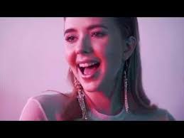 Christina Singer's Instagram, Twitter & Facebook