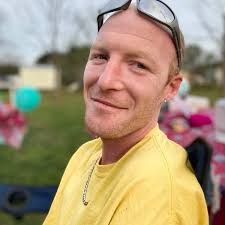 ਲੋਕ ਵਿੱਚ Ben Cooksey