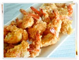 Tempura adalah cara mengolah udang dengan membalurnya dengan tepung dan lantas digoreng hingga renyah. Udang Goreng Tempura Bundatwinskitchen