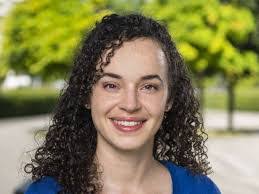 Kim Weber's Instagram, Twitter & Facebook