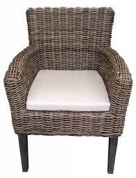 sweet living rieten stoel met wit kussen boss rieten stoelen stoelen witte kussens