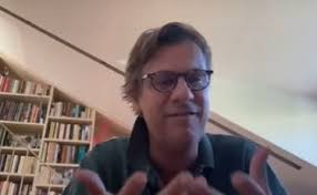 Content preferably kept to gifs and not really a rule, but if you see any images of nicola cavanis on another sub make sure to tag this sub in. Nicola Porro Contro Luciana Lamorgese Mascherine Obbligatorie Ma Non Ci Penso Proprio Libero Quotidiano