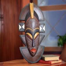 The Kekewa Mask Portrays The Original Artistry Of Ghana S Ali Mohammed Meaning Beauty In The Hausa L African Sculptures African Wood Carvings Africa Art