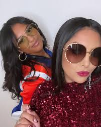 Vanessa Bryant and her three daughters visited Kobe and Gigi at their  gravesite.