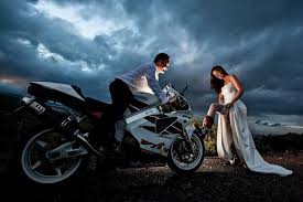 Trilha de moto, trilheiros, motocross, enduro, moto de trilha, cross4fourr, trilheiras, motos, mulheres do motocross, frases de motivação chicas en moto. Son Tendencia Las Bodas Con Los Novios Subidos A Una Moto Canariasenmoto Com