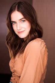 Christie Mcnab's Instagram, Twitter & Facebook