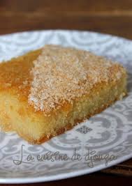 Basboussa A La Noix De Coco Recette Facile Sans Oeufs Recette En 2020 Basboussa Noix De Coco Recette Facile