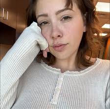 I'm looking for good locally-owned coffee shops please! ☕️