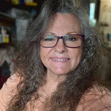 Is the Gold Beach Community Forum group truly uncensored?