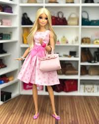 The sweater is knitted from yarn with elastane. Barbieswall On Instagram Barbiestyle Barbiecollection Barbiecollector Doll Dolls Barbiefashionistas Bar Barbie Fashionista Hubsche Outfits Modepuppe
