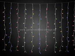 Bunter Led Lichtervorhang Mit 400 Globe Leds Weihnachtsbeleuchtung Am Fenster Dachrinnenbeleuchtung Lichterkette Fur Dachrinnen Energiesparende Weihnachtsaussenbeleuchtung Gartenhaus Weihnachtsbeleuchtung Bunte Weihnachtsbeleuchtung