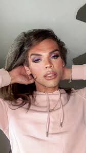 Shaboooyaaa #makeup #makeuptutorial #makeupartist #makeuplook #makeuplooks  #makeupideas #makeuptransformation #makeuptransition #malemua #prettyboy  #hairflip #shabooyah