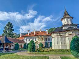 In prahova am fost doar la. Obiective Turistice In Zona Brasov Sibiu Thankyouromania Ro