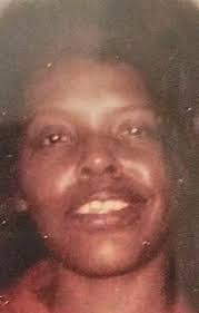 Sue Diggs's Instagram, Twitter & Facebook