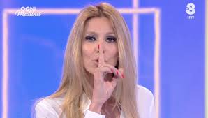 Ancora scintille tra adriana volpe e giancarlo magalli. Adriana Volpe Adrianavolpetv Twitter