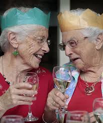 Edith Stuckey's Instagram, Twitter & Facebook