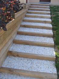 Rebeyrol Createur De Jardins Rebeyrol Amenagement De Jardin Limoges Escalier En Bois Escalier En Beto Amenagement Jardin Marches Jardin Escalier De Jardin