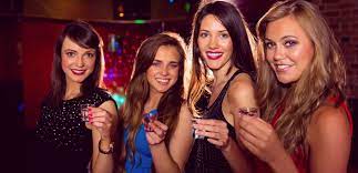 In order to meet single women, you need to either go on dating sites, put a single ad in the paper, or even joins some groups. Best Places To Meet Single Women The Modern Man