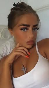 Emotional pals share poignant clip of Newport crash victim Eve Smith, 21,  as she sings in talent competition