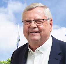 Einfache, schmerzfreie Technik zur Remineralisierung früher kariöser  Läsionen Simple, pain-free technology for remineralising