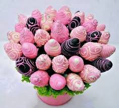 Maybe you would like to learn more about one of these? And Definitely Cheaper Than A Bunch Of Flowers Chocolate Covered Strawberries Bouquet Chocolate Strawberries Bouquet Valentines Day Chocolates