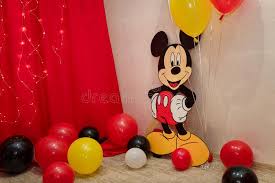 Maybe you would like to learn more about one of these? Mickey Mouse Stock Illustrationen Vektoren Kliparts 332 Stock Illustrationen
