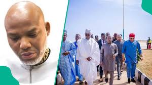 "Zan yi fafutukar nema masa afuwa":Gwamnan Abia ya gana da Nnamdi Kanu a kurkuku