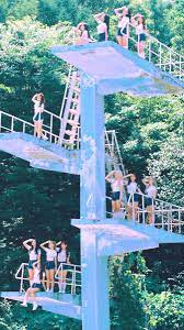 The group consists of bx, seunghun, yonghee, bae jinyoung, and hyunsuk. Diana On Twitter Loona Lockscreen Wallpaper Rt If You Save Fav If You Like Loona ì´ë‹¬ì˜ì†Œë…€ Plusplus Hihigh Loona Hihigh