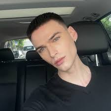 Damon Nelson's Instagram, Twitter & Facebook