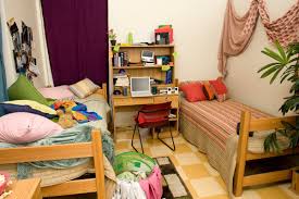 Classes begin (summer ii) wednesday, june 30. University Of Michigan Auf Twitter Having A Troubled Roommate Can Be Difficult For Any College Student And Thanksgiving Break Is Usually The First Opportunity For Students To Evaluate The Situation The Dean