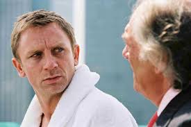 Layer Cake **** (2004, Daniel Craig, Kenneth Cranham, Michael Gambon,  Sienna Miller, Sally Hawkins, Nathalie Lunghi)