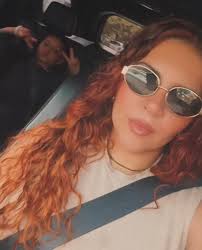 Mel Hernandez's Instagram, Twitter & Facebook