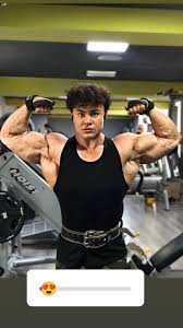 Bylo jí 46 let, měla děti, rodinu, uvedl profil. Andrea Shaw Bigassbuffchicks