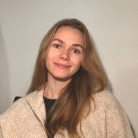 Anna Neuner's Instagram, Twitter & Facebook