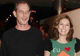 Desta vez, em entrevista ao estadão, ciro declarou que gleisi não possui nenhum tipo de atitude crítica Patricia Pillar E Ciro Gomes Decoram Todas As Letras Do Novo Disco De Lulu Santos O Fuxico